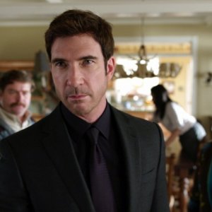 Dylan McDermott in Candidato a sorpresa