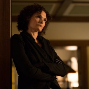 Grimm: Mary Elizabeth Mastrantonio in una scena dell'episodio Bad Teeth