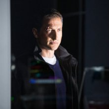 Grimm: Sasha Roiz nell'episodio Bad Teeth