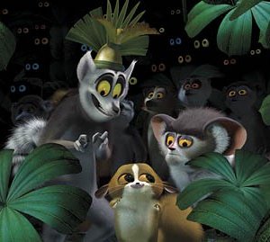 Re Julien, Mortino e Maurice in una scena del film Madagascar