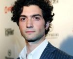 David Alpay professore in The Vampire Diaries