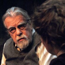 Gebo e l'ombra: Michael Lonsdale in una scena del film