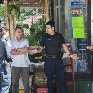Rookie Blue: Travis Milne, Missy Peregrym, Von Flores, Ben Bass e Gregory Smith nell'episodio A Good Shoot