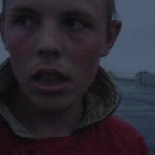 Anton's right here: Anton Kharitonov, il ragazzo autistico protagonista del documentario, in una scena