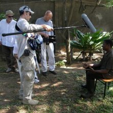 Medici Con L Africa Il Regista Carlo Mazzacurati Sul Set Del Film Durante Le Riprese 249077