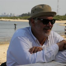 Medici Con L Africa Il Regista Carlo Mazzacurati Sul Set Del Film In Mozambico 249076
