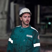 Acciaio: un'immagine di Michele Riondino tratta dal film