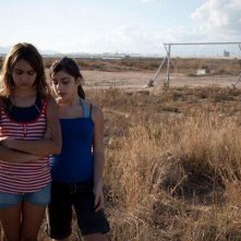 Bellas Mariposas: le giovani protagoniste Sara Podda e Maya Mulas in una scena