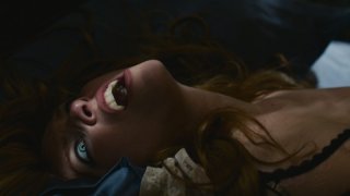 Kiss of the damned: Josephine de La Baume nella prima immagine del film diretto da Xan Cassavetes