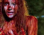 Carrie: Julianne Moore e Chloe Moretz nelle prime immagini del film