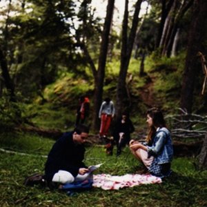 Leones: Julia Volpato e Diego Vegezzi in una scena del film