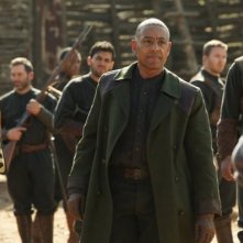Revolution: Giancarlo Esposito in una scena del pilot della serie