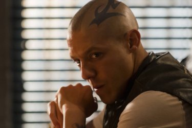 Sons of Anarchy: Theo Rossi nell'episodio Sovereign
