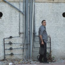 The Cutoff Man: il protagonista Moshe Ivgy in una scena del film di Idan Hubel