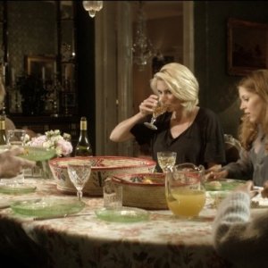 Blondie: Carolina Gynning e Marie Göranzon in una scena familiare del film