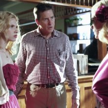 Hart of Dixie: Tim Matheson, Jaime King e Claudia Lee in una scena dell'episodio The Undead & The Unsaid