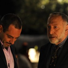 Heritage: Makram Khoury in una scena del film con Ashraf Barhoum