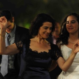 Heritage: Ruba Blal insieme alla regista e interprete del film Hiam Abbass in una scena