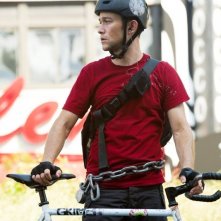 Joseph Gordon-Levitt è un ciclista in Senza freni - Premium Rush