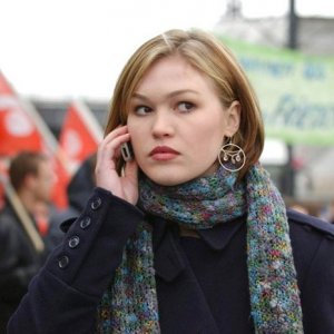Julia Stiles in un momento del film The Bourne Supremacy
