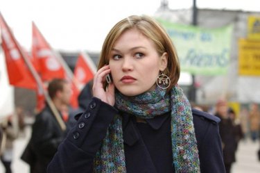 Julia Stiles in un momento del film The Bourne Supremacy