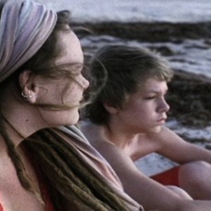 Low Tide: Daniel Blanchard e Melissa McKinney nel film