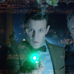 Arthur Darvill, Matt Smith e Mark Williams nell'episodio Dinosaurs on a Spaceship della settima stagione di Doctor Who