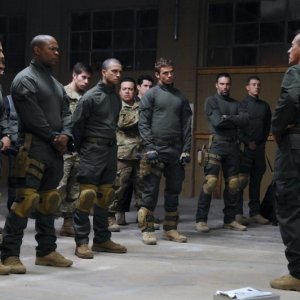 Codename Geronimo: Xzibit, Freddy Rodríguez, Cam Gigandet, Anson Mount in una scena del film