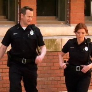 Brigid Brannagh in un scena dell'episodio Scontro a fuoco della quinta stagione di Army Wives - Conflitti del cuore