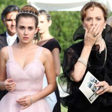 I Cesaroni 5: Nina Torresi e Giuliana LoJodice in una scena