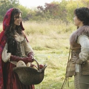 Once Upon a Time: Ginnifer Goodwin e Meghan Ory nell'episodio 7:15 A.M.