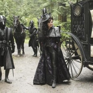 Once Upon a Time: Lana Parrilla nell'episodio True North