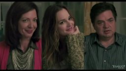 Red Band Trailer - The Oranges