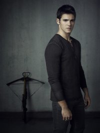 The Vampire Diaries: Steven R. McQueen in una foto promozionale della stagione 4