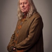 Richard Wilson in una foto promozionale della quinta stagione di Merlin
