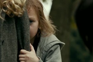 Trailer - Mama