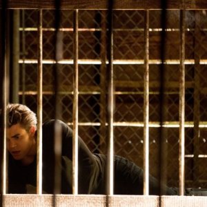 The Vampire Diaries: Paul Wesley in una scena dell'episodio Growing Pains