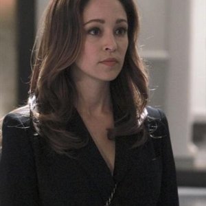 Last Resort: Autumn Reeser in una scena della serie