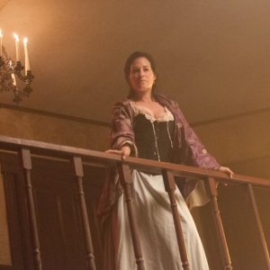 Copper: Franka Potente nell'episodio Surviving Death