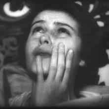 Sybille Schmitz in una sequenza di Vampyr - Il vampiro