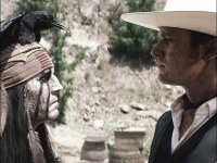 Armie Hammer su Johnny Depp: 'Lo feci sballare sul set di The Lone Ranger'
