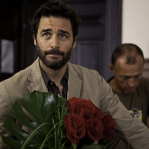 un primo piano di Daniele Pecci in Sposami, fiction di RaiUno