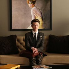 Chris Colfer durante una scena dell'episodio Makeover della terza stagione di Glee