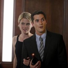 Dave Annable e Rachel Taylor nell'episodio Murmurations della prima stagione di 666 Park Avenue