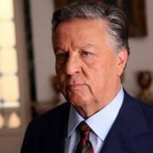 Un primo piano di Renato Pozzetto nella fiction Casa e bottega