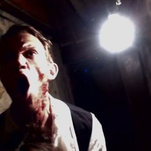 VHS - una scena inquietante del film horror