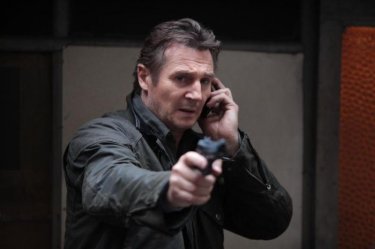 Liam Neeson in una scena di Taken: la vendetta