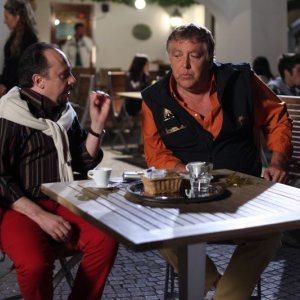 E io non pago: Maurizio Casagrande insieme a Maurizio Mattioli in una scena