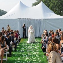 The Wedding Party: Rebel Wilson verso l'altare in una scena del film