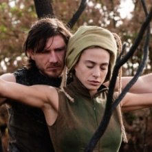 Archeo: Medea Novak insieme a Niko Novak in una scena del film